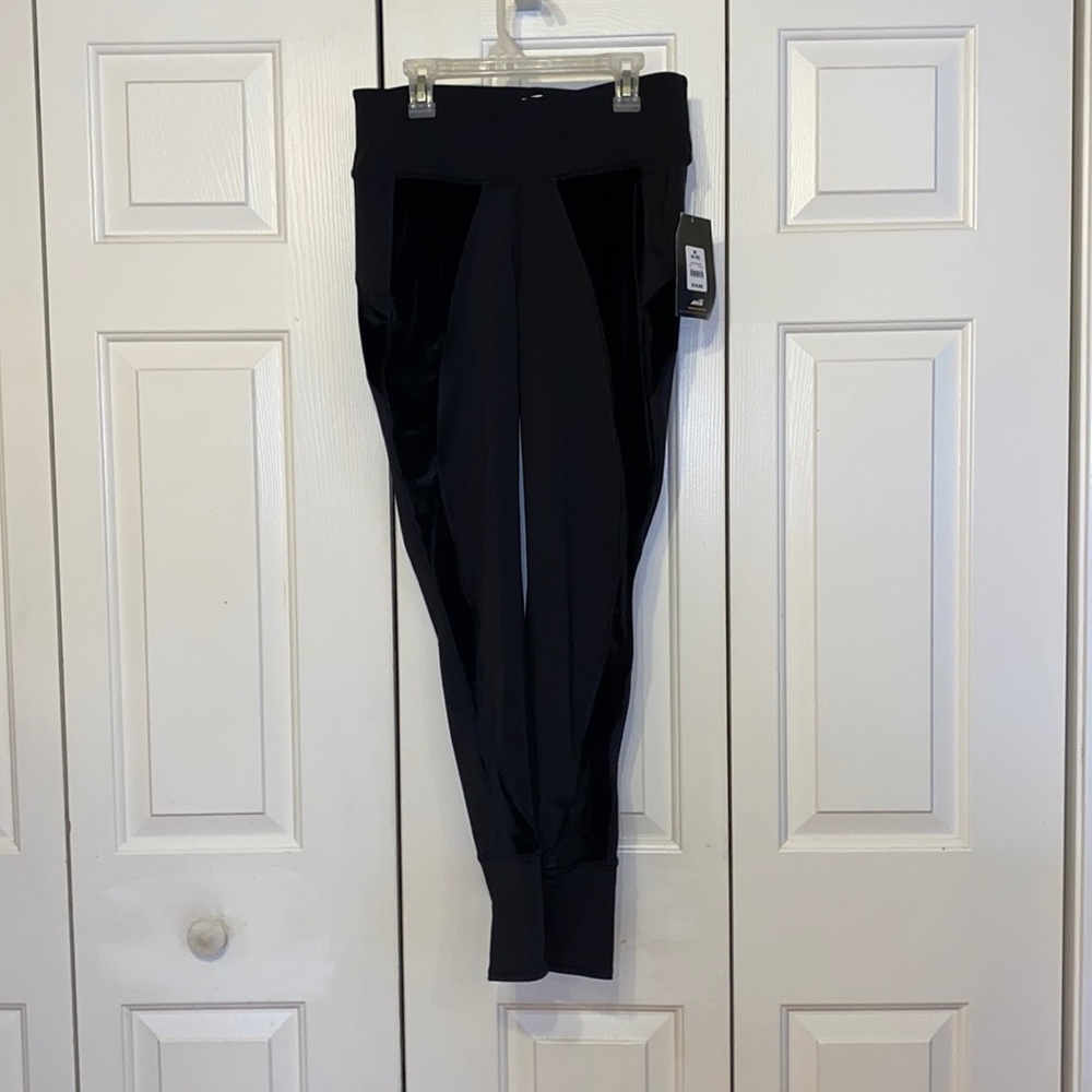 AVIA Black Workout Legging Pant